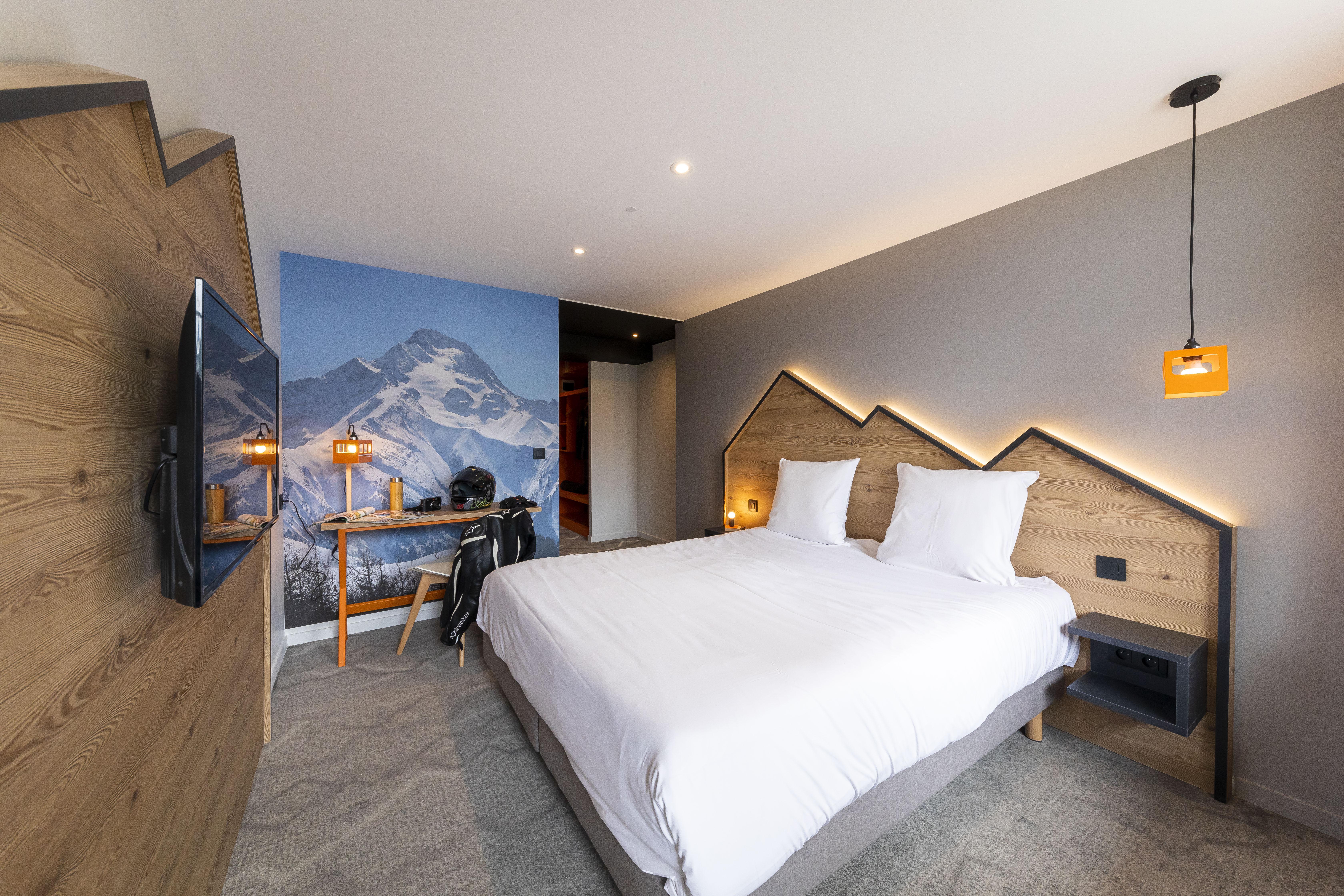 Hotel Base Camp Lodge - Les 2 Alpes Les Deux Alpes Exterior photo